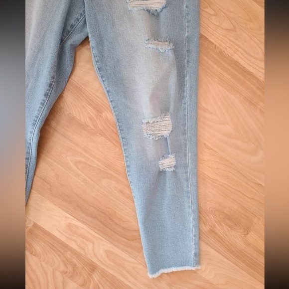 NWT Style & Co Curvy Skinny Jeans, Created for Macy's Skinny Table SZ 12 - Picture 4 of 10